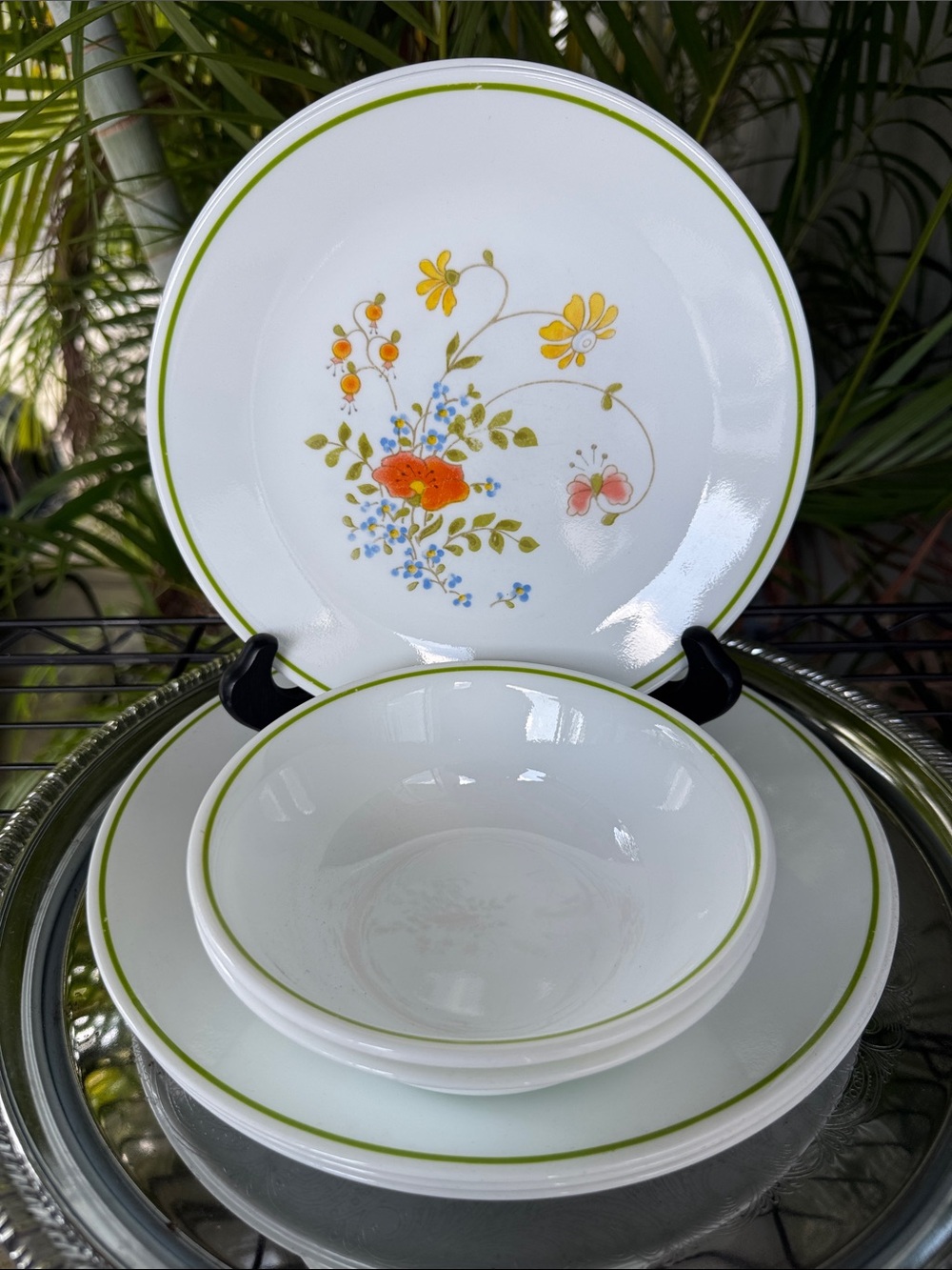 Corelle WILDFLOWER Dinnerware Set Dinner & Salad Plates & Bowls Set of 8